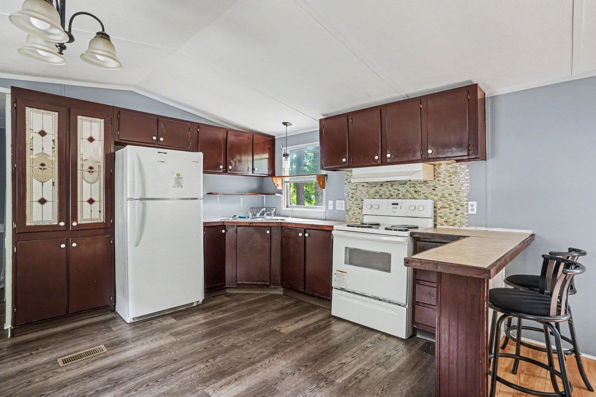 1017 Franks Ln.  Photo 5