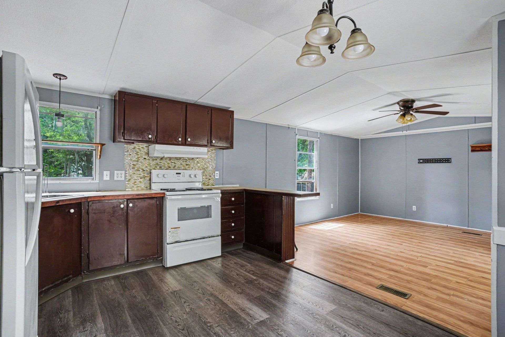 1017 Franks Ln.  Photo 6
