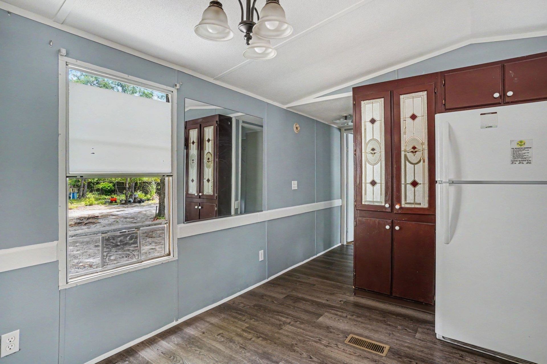 1017 Franks Ln.  Photo 7