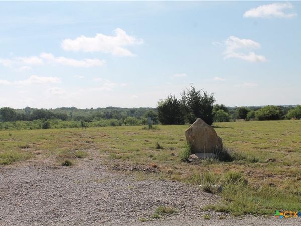 688 Comanche Lake Road , Comanche, TX 76442