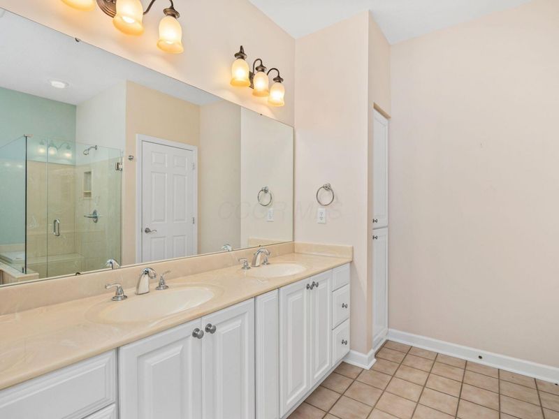 9978 Lavenham Circle W, Powell, OH 43065 Photo 25