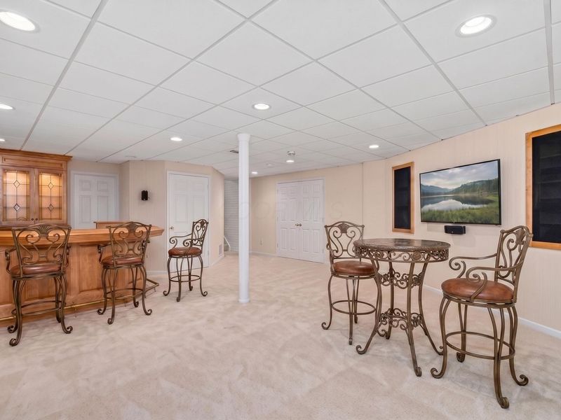 9978 Lavenham Circle W, Powell, OH 43065 Photo 7