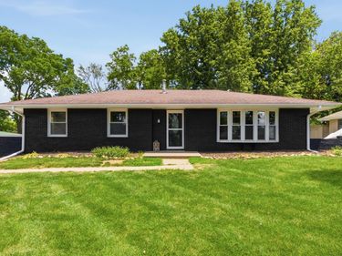 205 WILDWOOD Road, COUNCIL BLUFFS, IA 51503