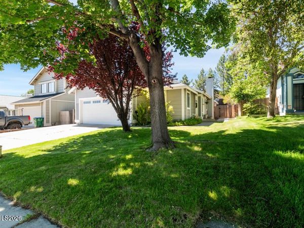 5880 Starcrest Avenue, Reno, NV 89523