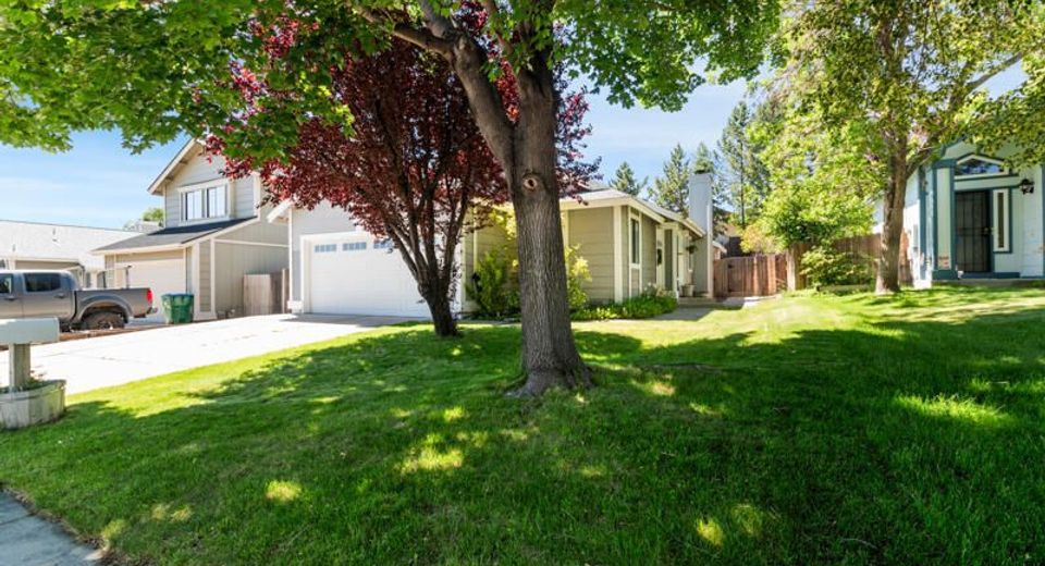 5880 Starcrest Avenue, Reno, NV 89523 Photo