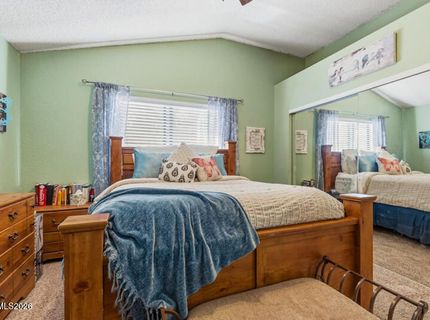 5880 Starcrest Avenue, Reno, NV 89523 Photo