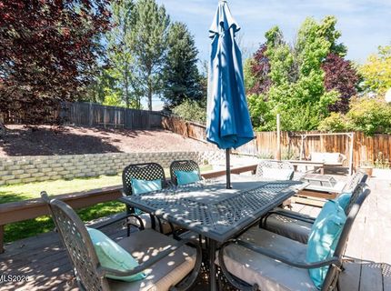 5880 Starcrest Avenue, Reno, NV 89523 Photo
