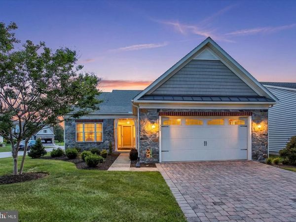 225 SAVANNAH DRIVE, GETTYSBURG, PA 17325
