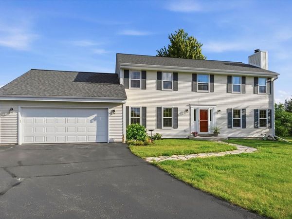 855 Ulao ROAD, Grafton, WI 53024