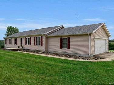 7632 Lyonsburg Road, Bliss, NY 14024