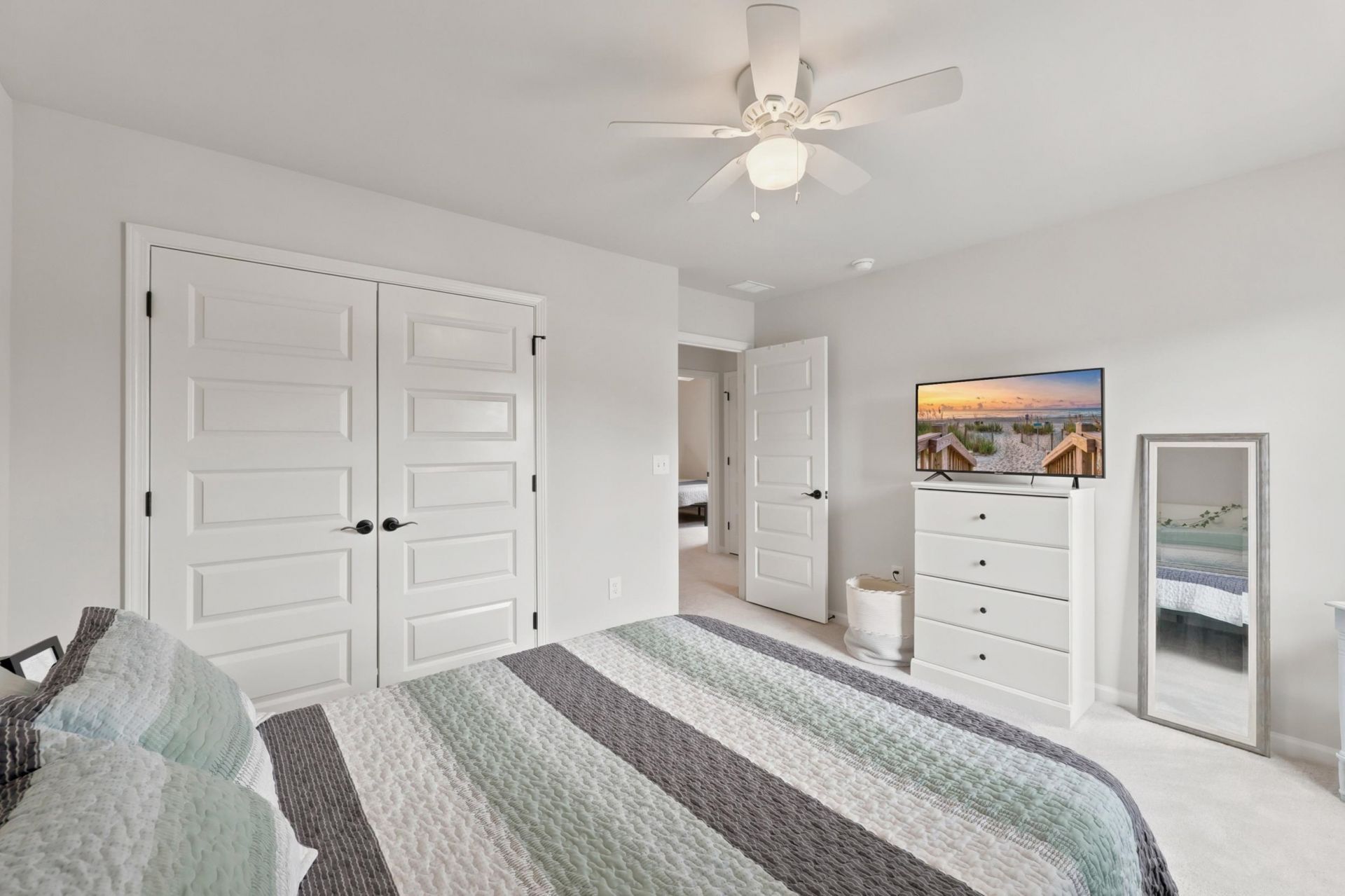 536 Havasu St. Photo 44