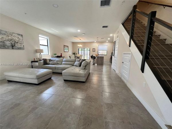 10455 NW 82nd St , Unit 1, Doral, FL 33178