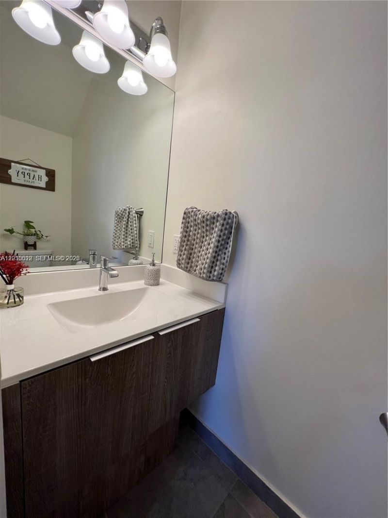 10455 NW 82nd St, Unit 1, Doral, FL 33178 Photo