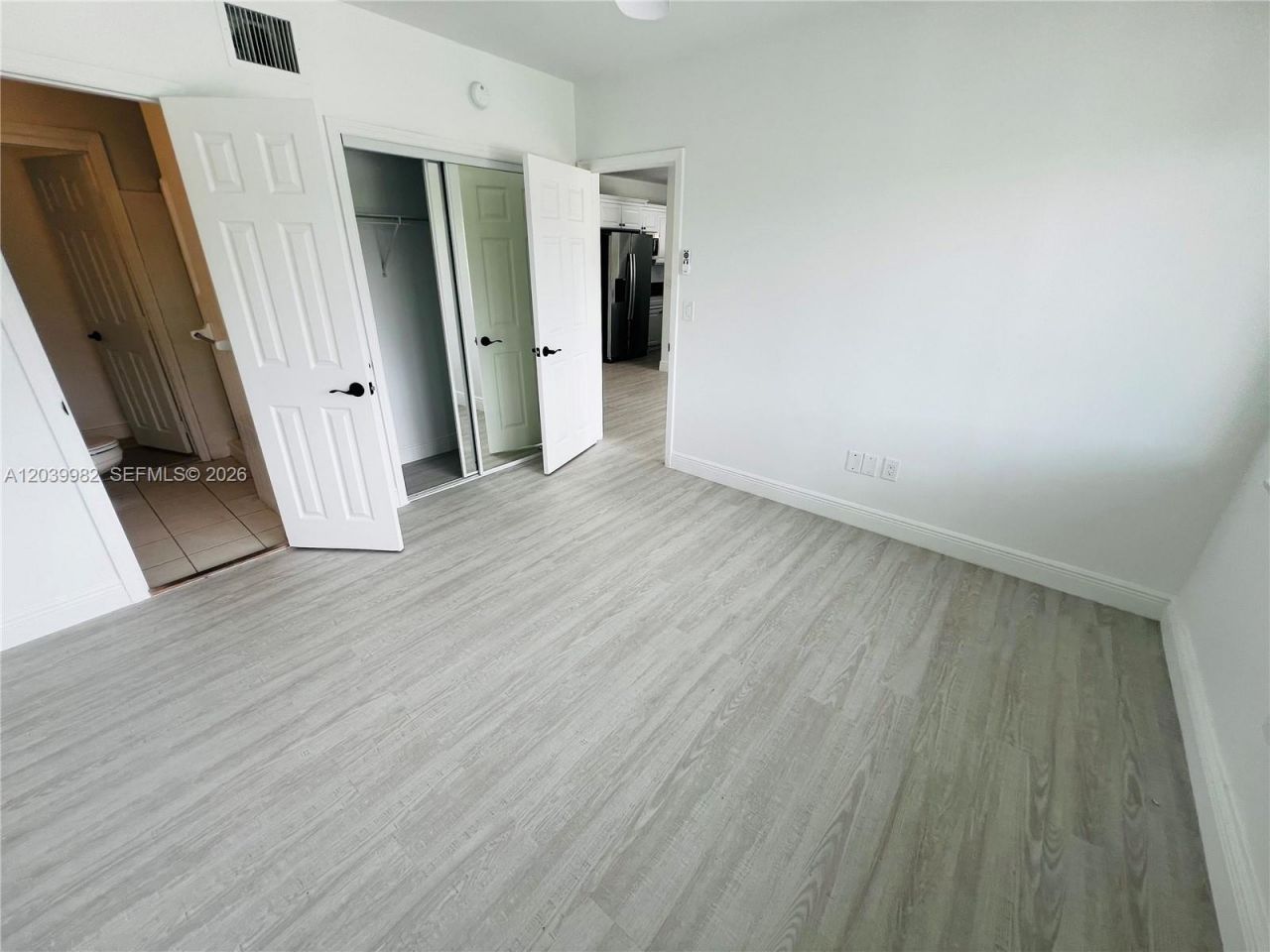 2033 Calais Dr , Unit 10, Miami Beach, FL 33141 Photo