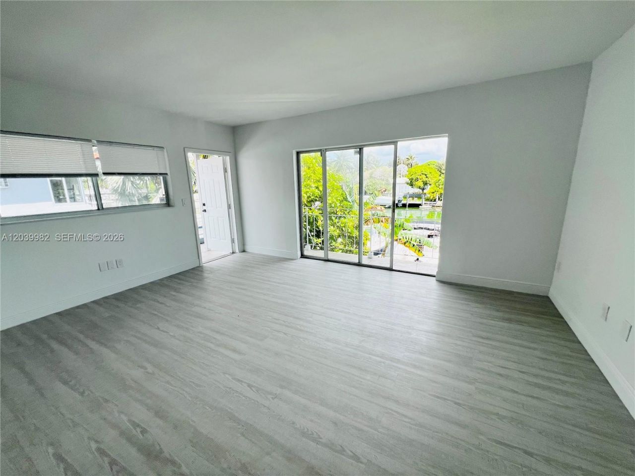 2033 Calais Dr , Unit 10, Miami Beach, FL 33141 Photo