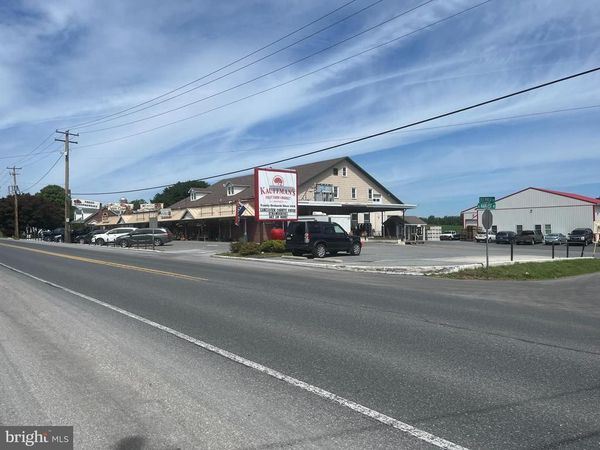 3097 OLD PHILADELPHIA PIKE, BIRD IN HAND, PA 17505
