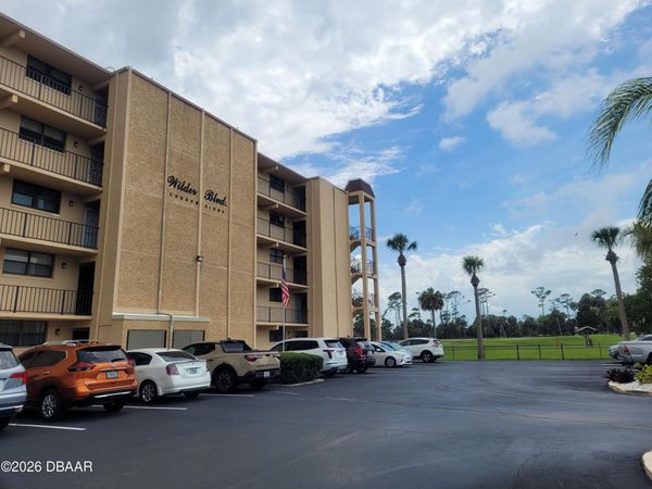 325 Wilder Boulevard, Unit A401, Daytona Beach, FL 32114