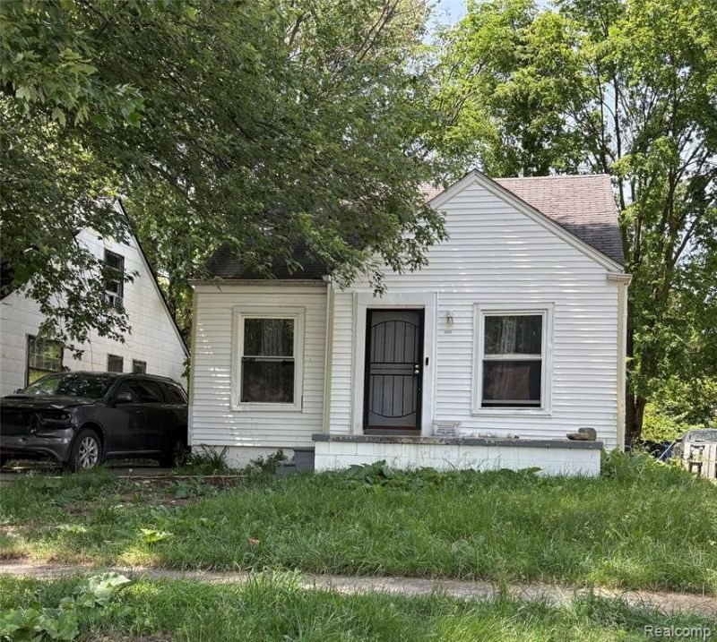 9251 Minock Street, Detroit, MI 48228 Main Photo