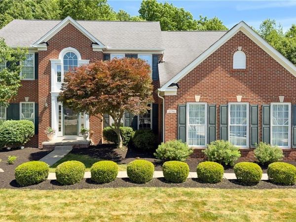 2796 Max Court , Twinsburg, OH 44087