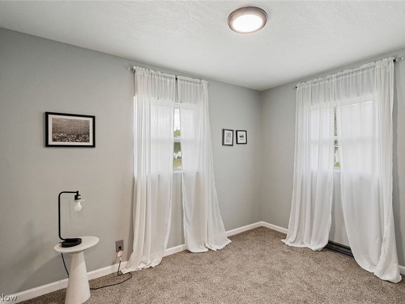 146 Greeley Lane, Youngstown, OH 44505 Photo 19