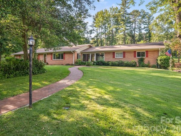 1235 Ashby Lane , Hendersonville, NC 28791