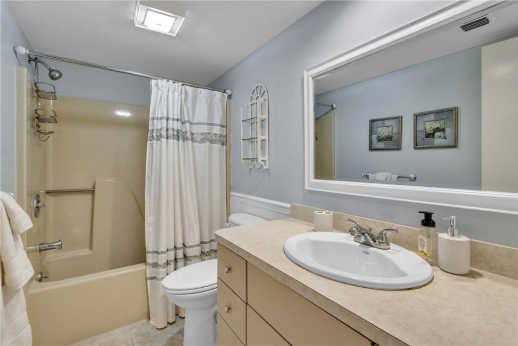 38 Plantation Drive, Unit 101, Vero Beach, FL 32966 Photo