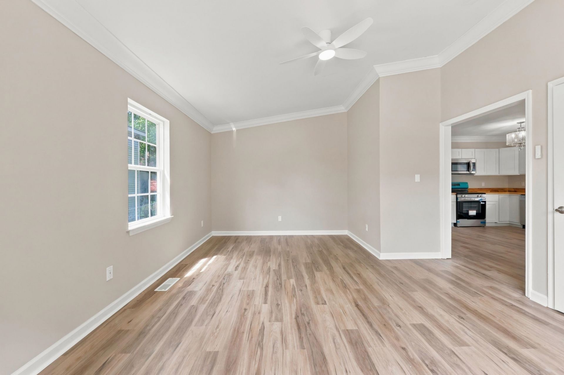 4356 Bayshore Dr. Photo 10