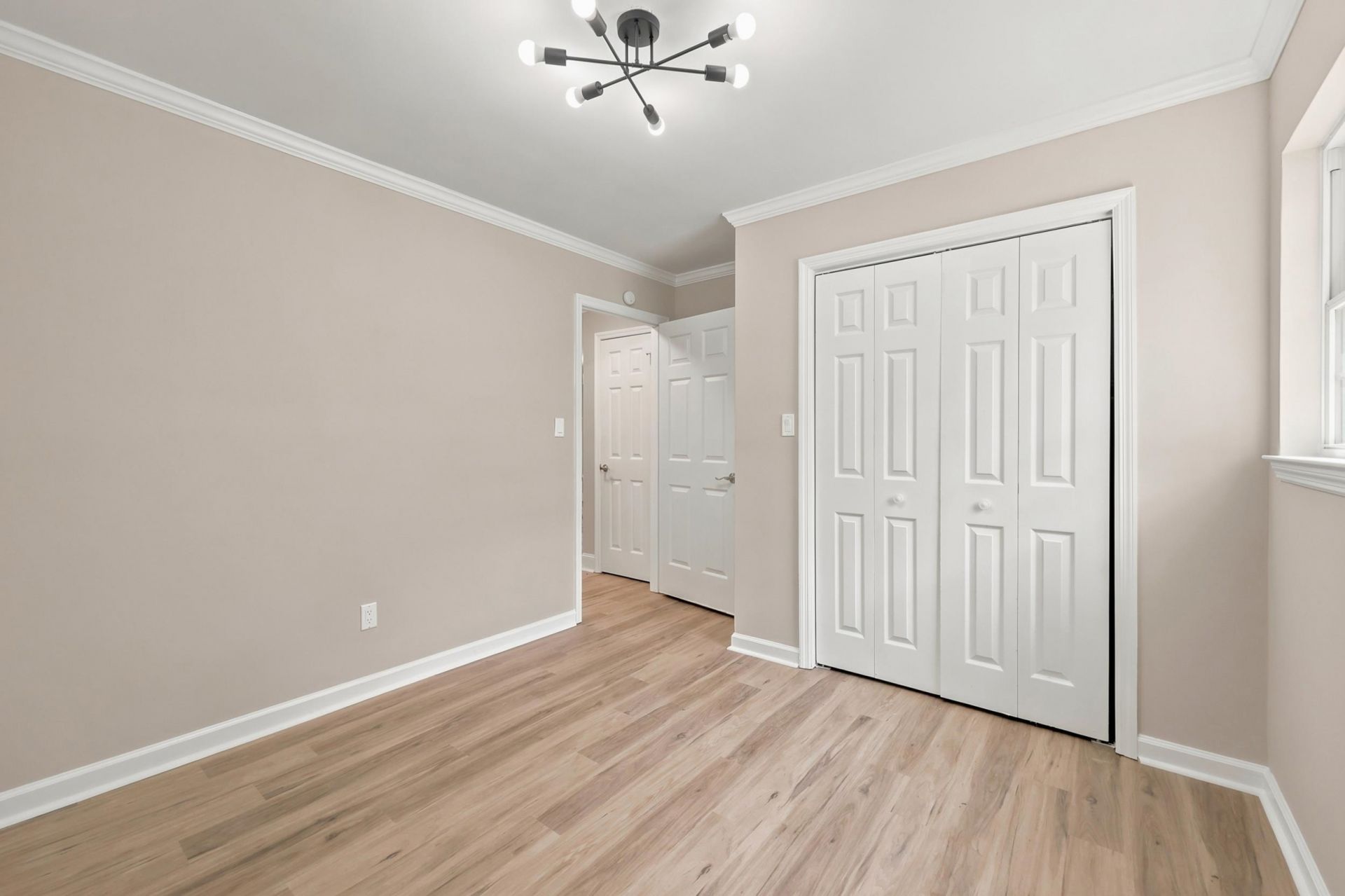 4356 Bayshore Dr. Photo 17