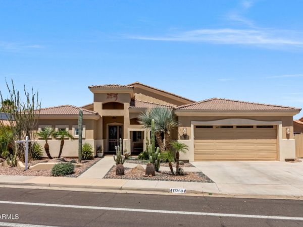 17269 N COYOTE LAKES Parkway, Surprise, AZ 85378