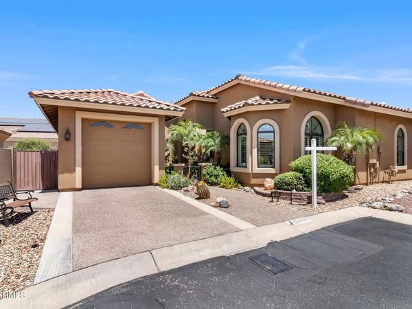 11660 W LAKEVIEW Court, Surprise, AZ 85378