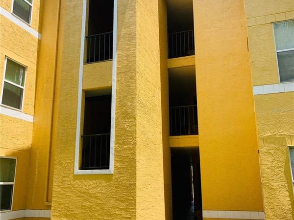 4572 COMMANDER DRIVE , Unit 1226, ORLANDO, FL 32822
