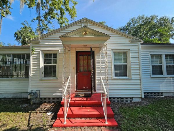 1822 NW 6TH AVENUE , GAINESVILLE, FL 32603