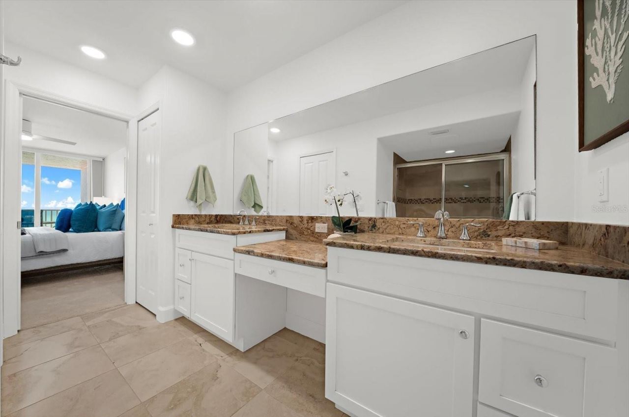 2600 Gulf Drive N, Unit 33, Bradenton Beach, FL 34217 Photo