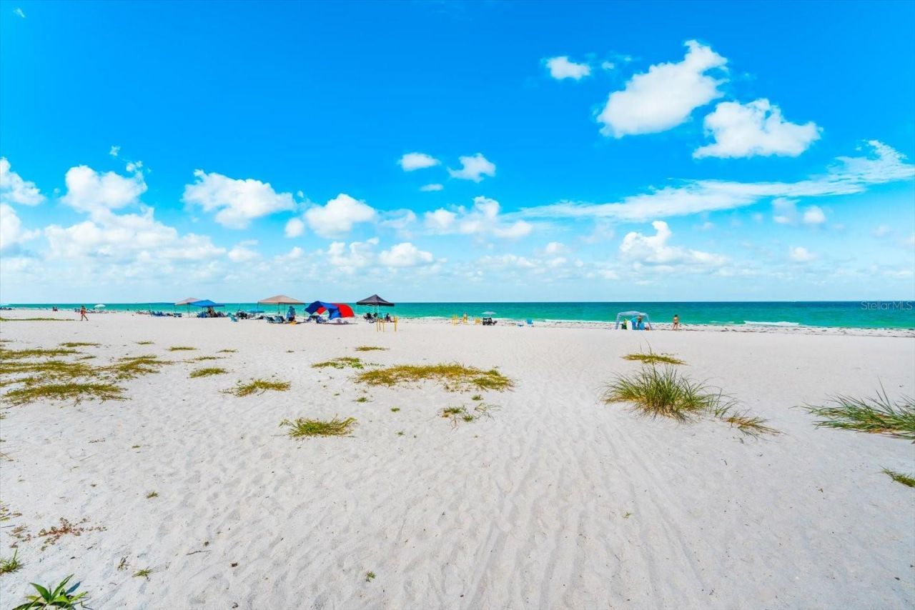 2600 Gulf Drive N, Unit 33, Bradenton Beach, FL 34217 Photo
