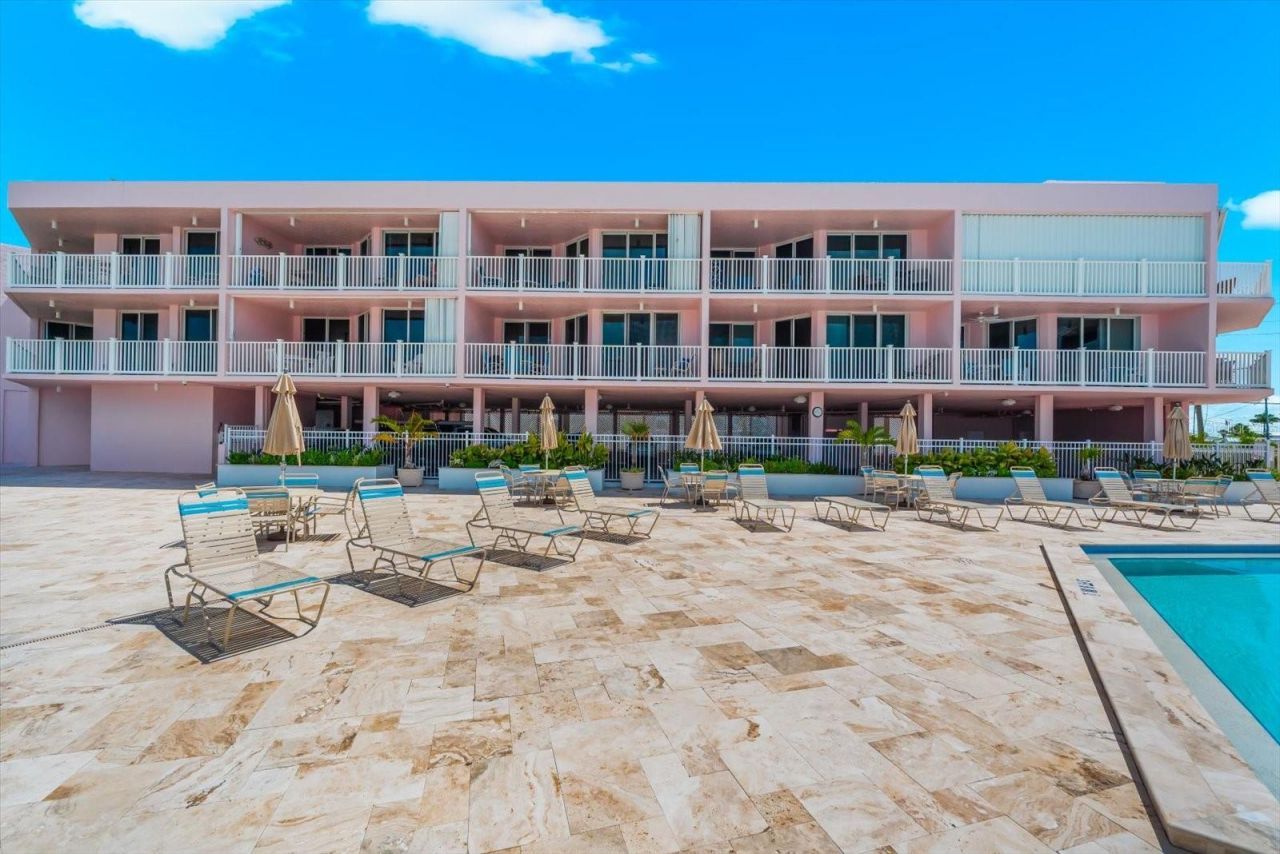 2600 Gulf Drive N, Unit 33, Bradenton Beach, FL 34217 Photo