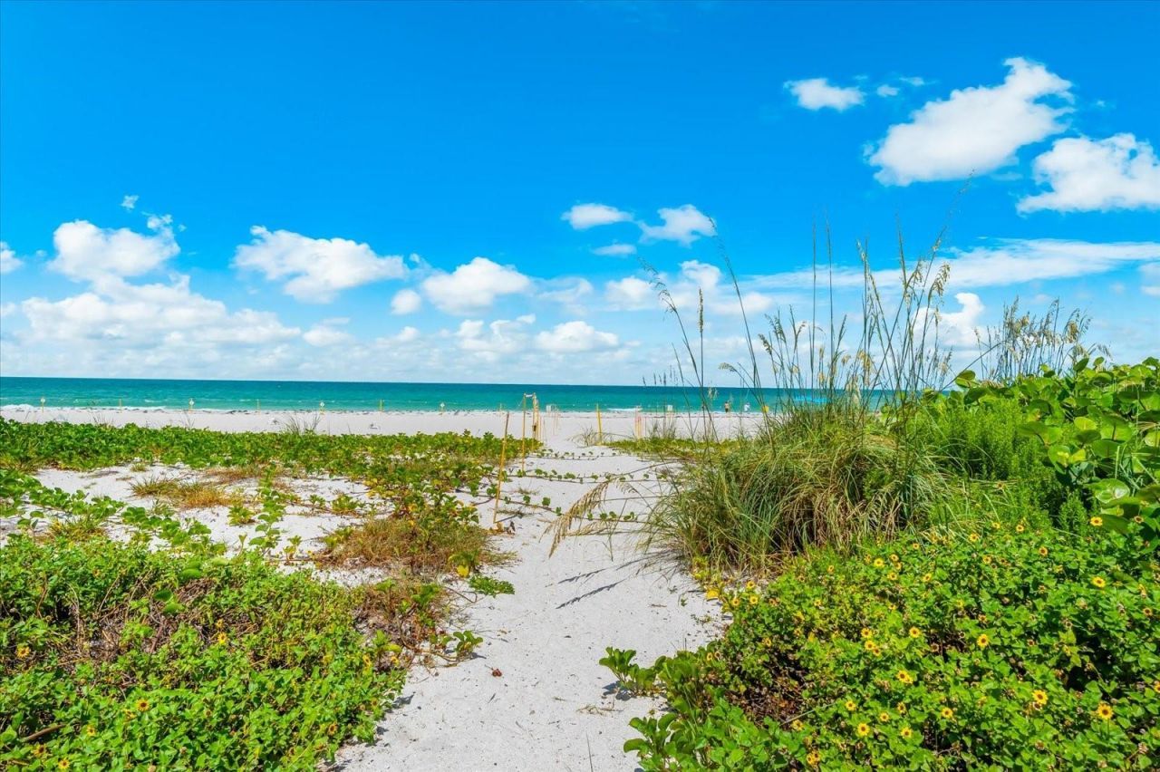 2600 Gulf Drive N, Unit 33, Bradenton Beach, FL 34217 Photo