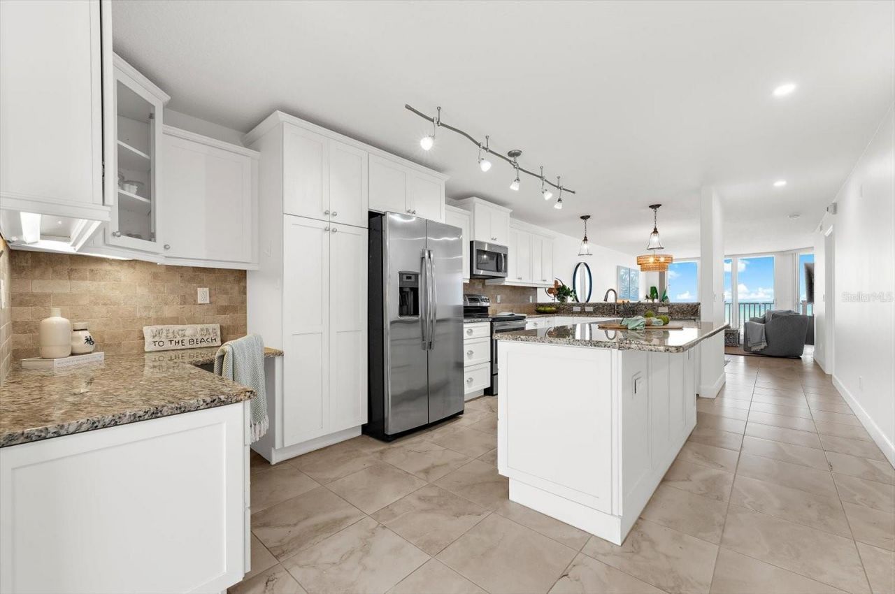 2600 Gulf Drive N, Unit 33, Bradenton Beach, FL 34217 Photo
