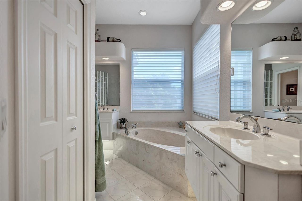360 46th Court E, Bradenton, FL 34208 Photo