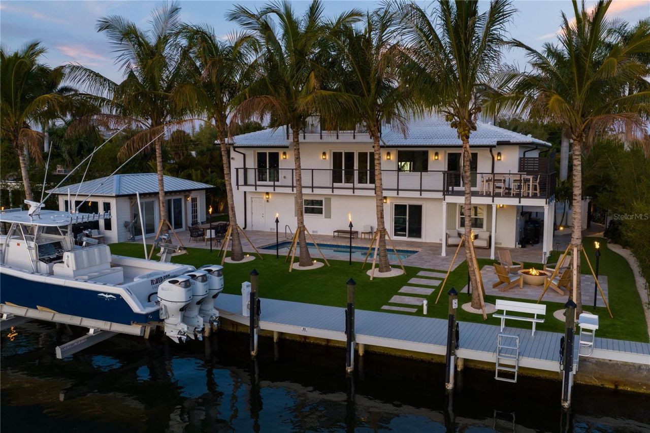 6448 Hollywood Boulevard, Sarasota, FL 34231 Photo