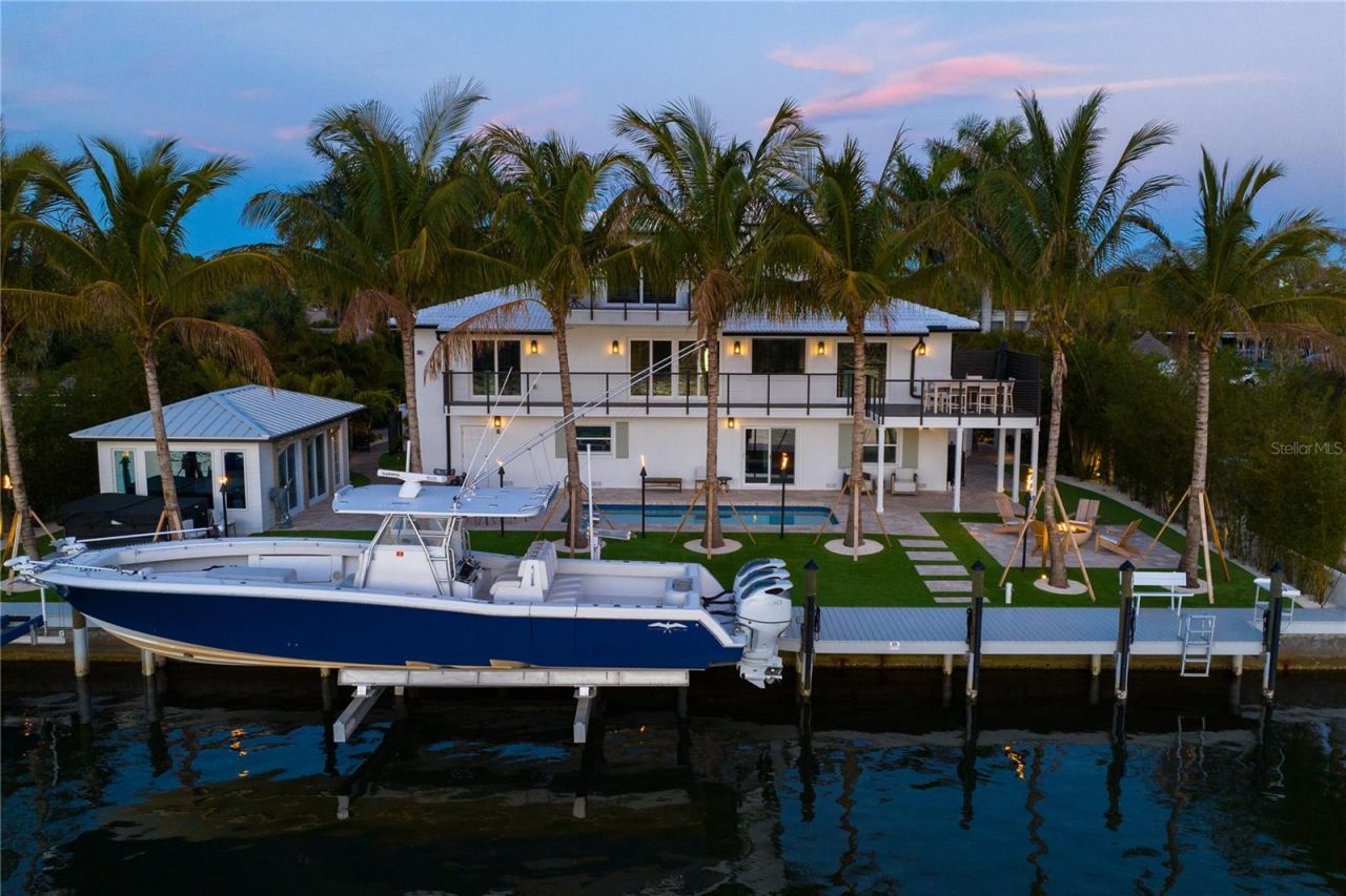 6448 Hollywood Boulevard, Sarasota, FL 34231 Photo