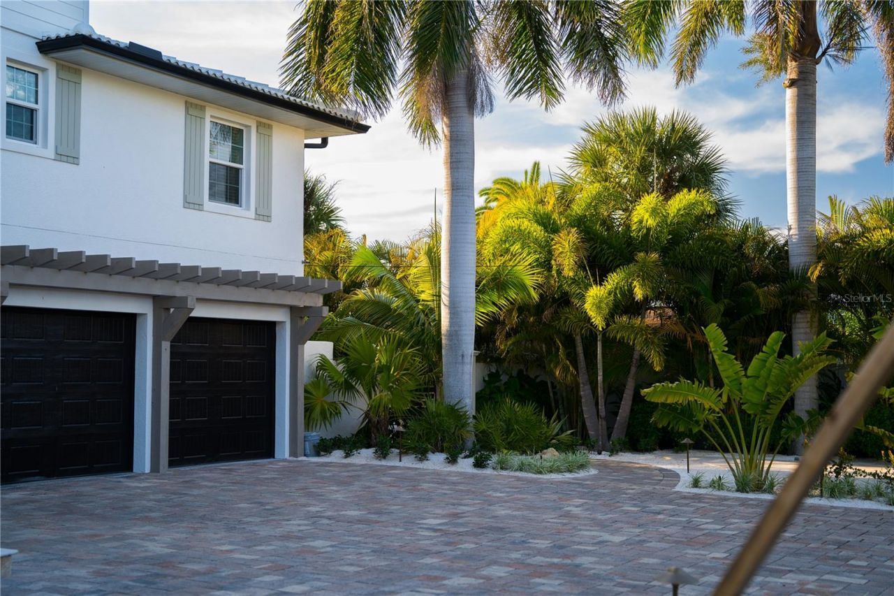 6448 Hollywood Boulevard, Sarasota, FL 34231 Photo
