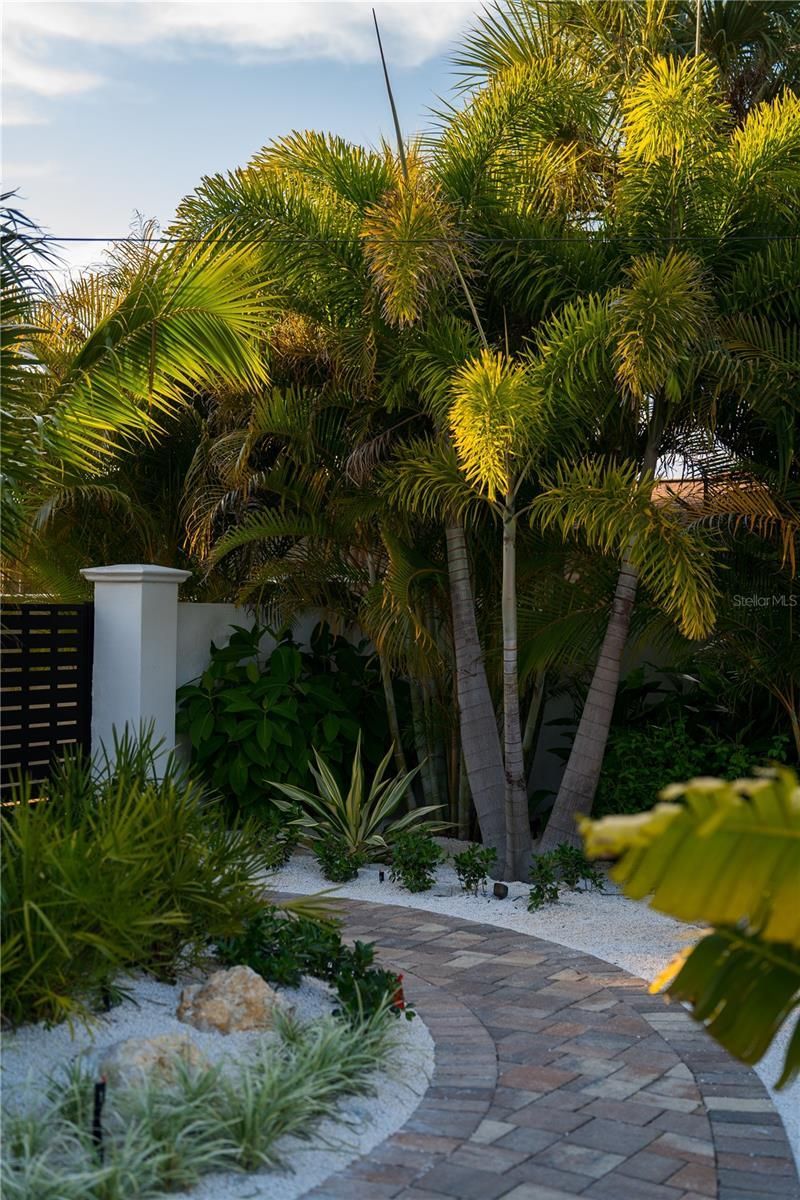 6448 Hollywood Boulevard, Sarasota, FL 34231 Photo