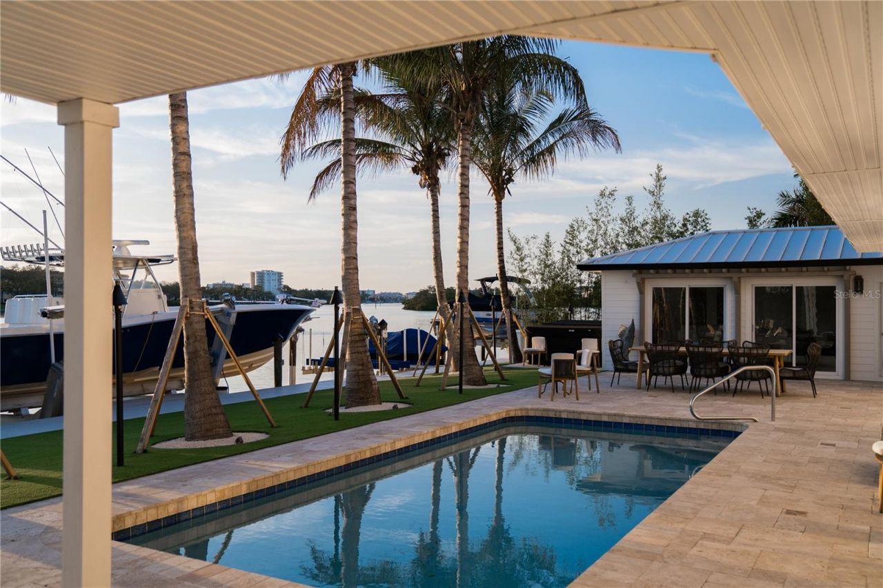 6448 Hollywood Boulevard, Sarasota, FL 34231 Photo
