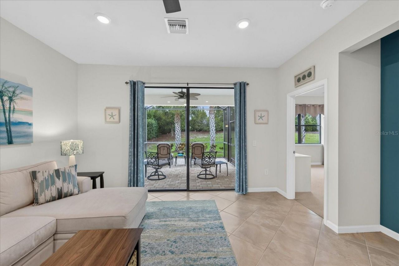 17658 Camden Drive , Bradenton, FL 34202 Photo