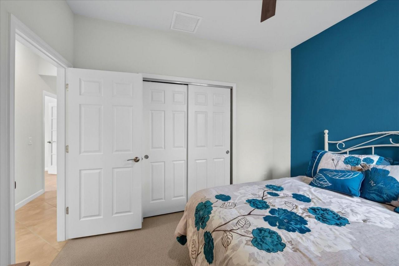 17658 Camden Drive , Bradenton, FL 34202 Photo