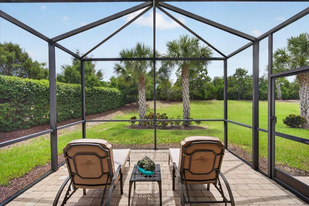 17658 Camden Drive , Bradenton, FL 34202 Photo