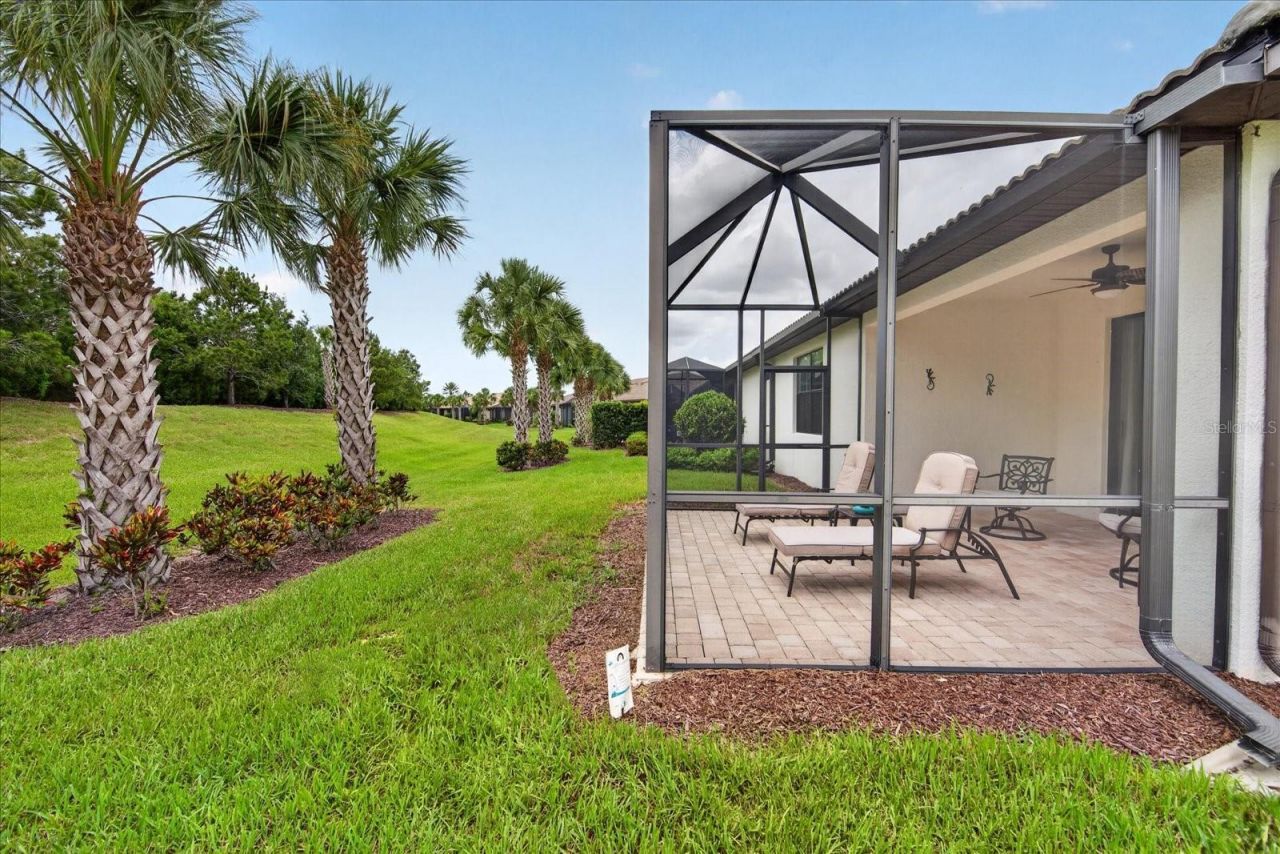 17658 Camden Drive , Bradenton, FL 34202 Photo