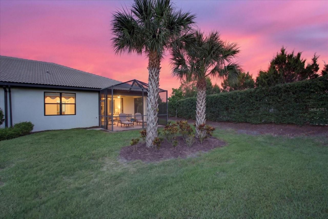 17658 Camden Drive , Bradenton, FL 34202 Photo