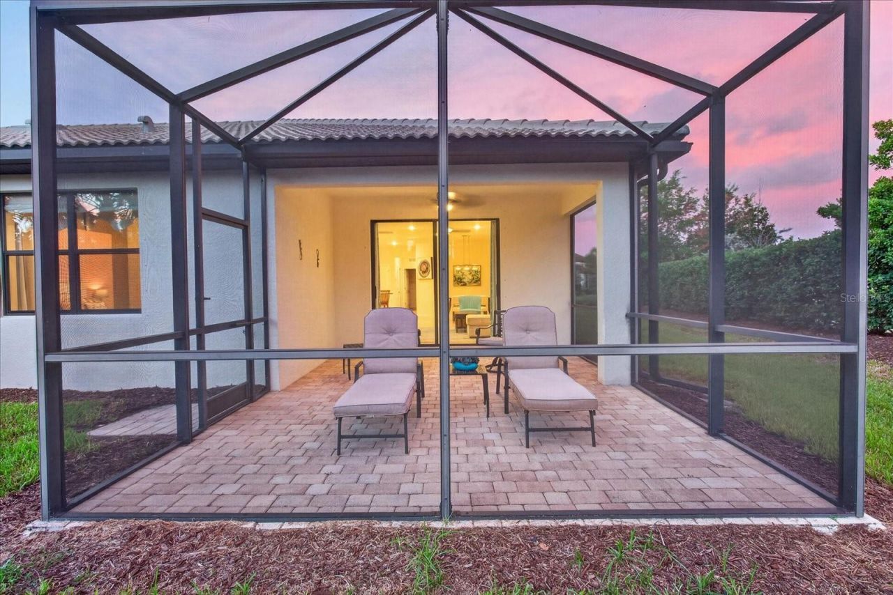 17658 Camden Drive , Bradenton, FL 34202 Photo