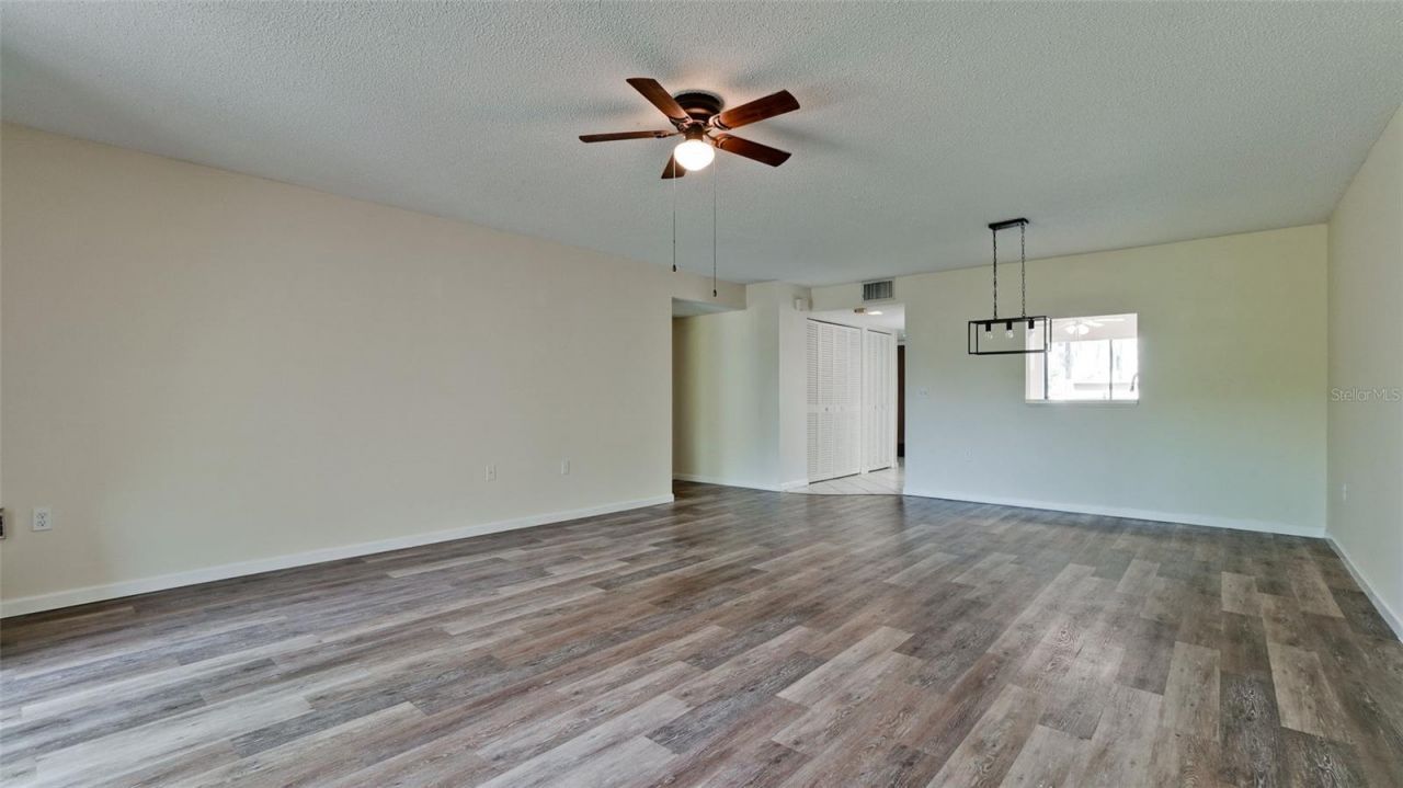 507 Lakeside Drive , Unit 507, Bradenton, FL 34210 Photo